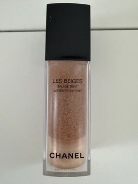 Chanel Les Beiges Water-Fresh Tint - Medium Light